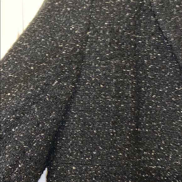 Clothes - Picture 4 of 9